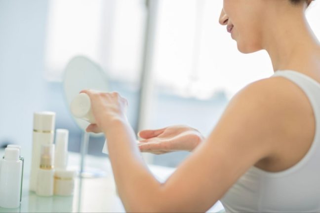 化粧水の役割とは？正しい使い方や自分に合った化粧水の選び方を解説