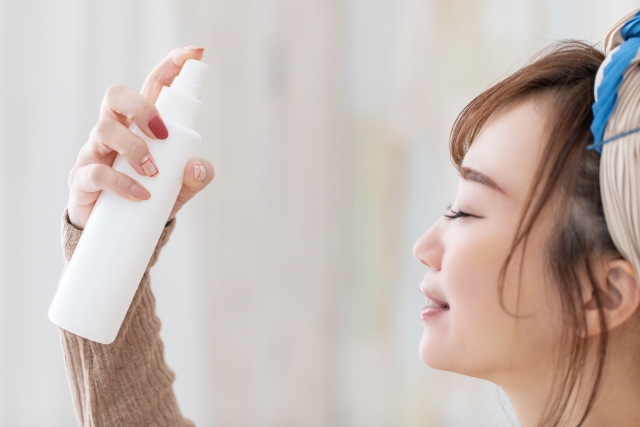 化粧水だけのスキンケアが向いている肌質とは