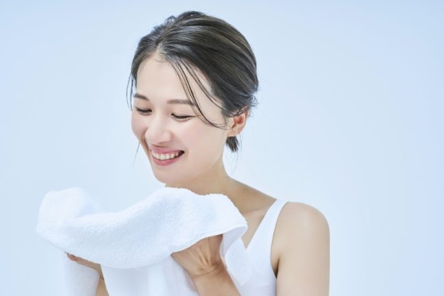 朝の洗顔、本当に必要？乾燥もベタつきも気になるあなたへ