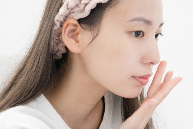 朝洗顔の正しいやり方｜肌本来の力を守るやさしい洗顔方法