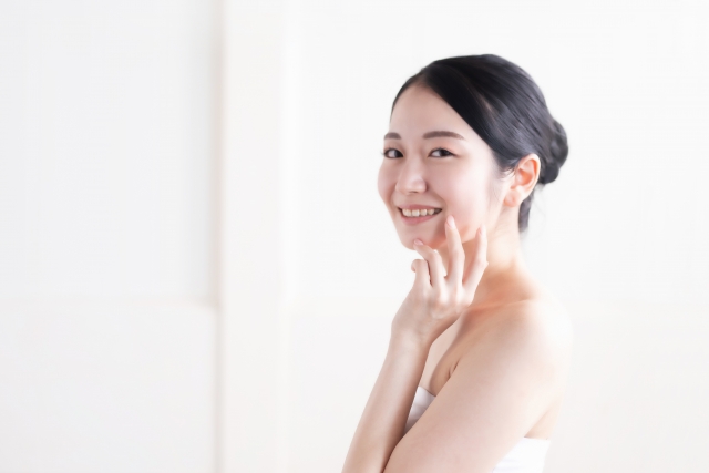 洗顔の目的とは?「落とす」より「守る」を意識しよう